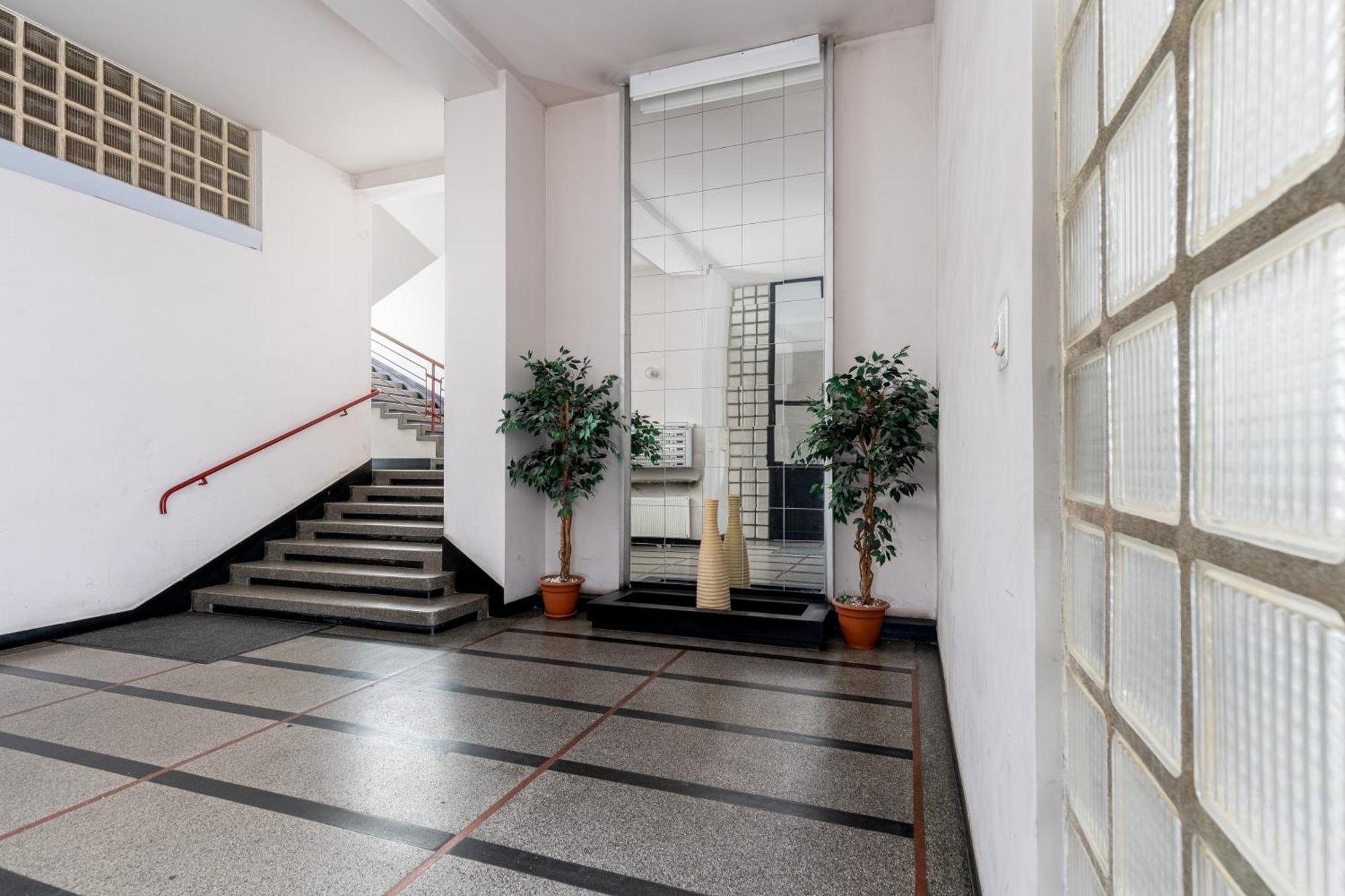 Lenartowicza Standard Apartment คราคูฟ ภายนอก รูปภาพ