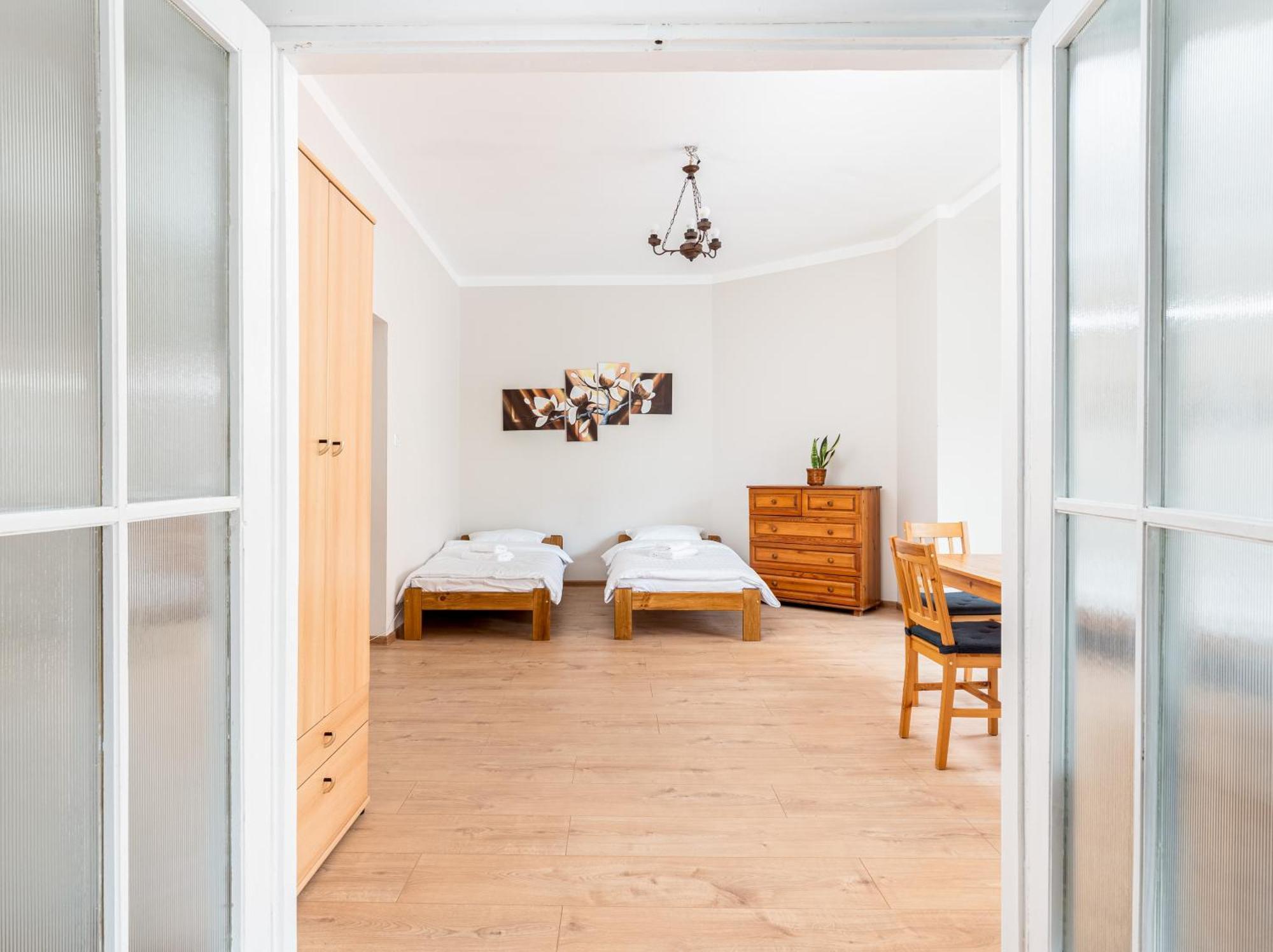 Lenartowicza Standard Apartment คราคูฟ ภายนอก รูปภาพ
